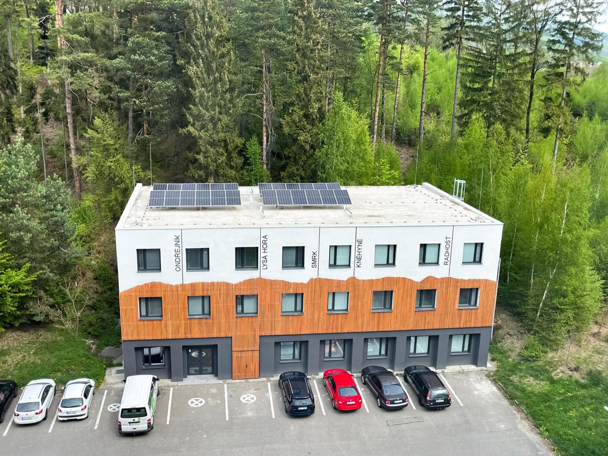 Beskydy House Vandrerhjem Rožnov pod Radhoštěm Eksteriør bilde